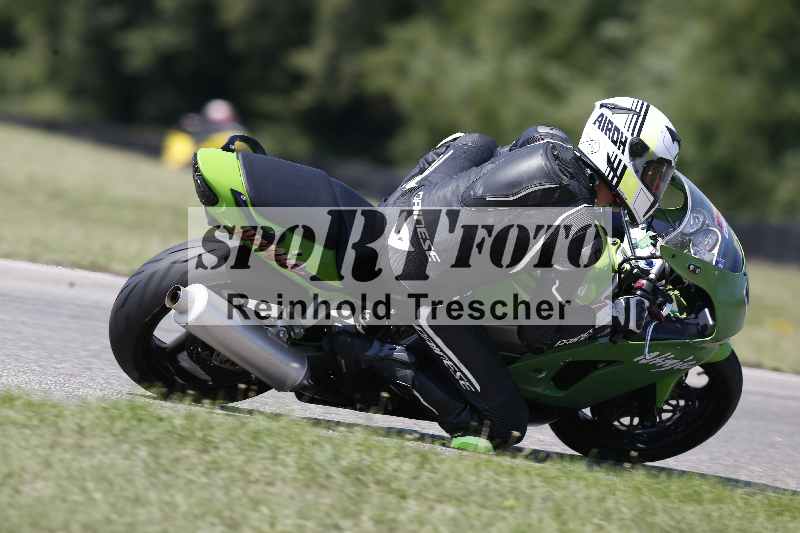 /44 09.08.2025 Plüss Moto Sport ADR/Freies Fahren/147